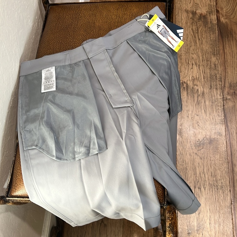 Brand New Adidas Gray with Black stripes Lightweight Stretch Golf Active Shorts! - Picture 7 of 8